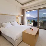 Hotell Ionian Emerald Karavomylos