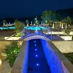 Hotell Ionian Emerald Karavomylos