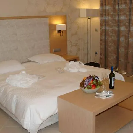 Ionian Emerald Hotell 5*