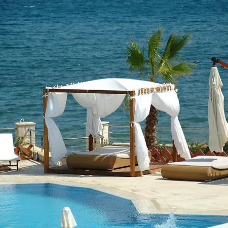 Ionian Emerald Hotell 5*