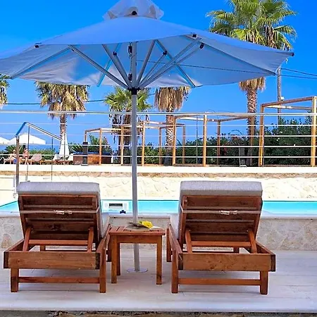 Отель Ionian Emerald 5*