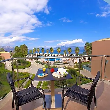 Отель Ionian Emerald 5*