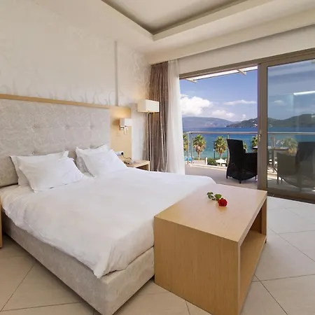 Hotel Ionian Emerald Karavomylos