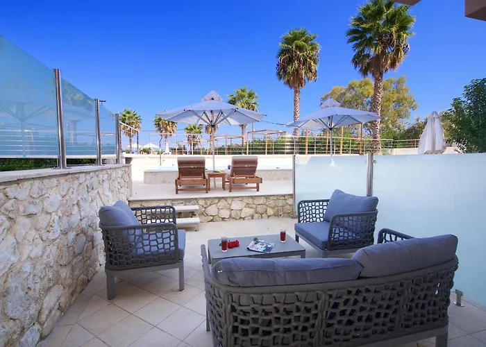 Hotel Ionian Emerald Karavomylos