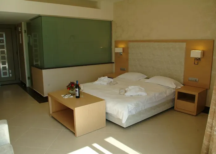 Hotel Ionian Emerald Karavomylos