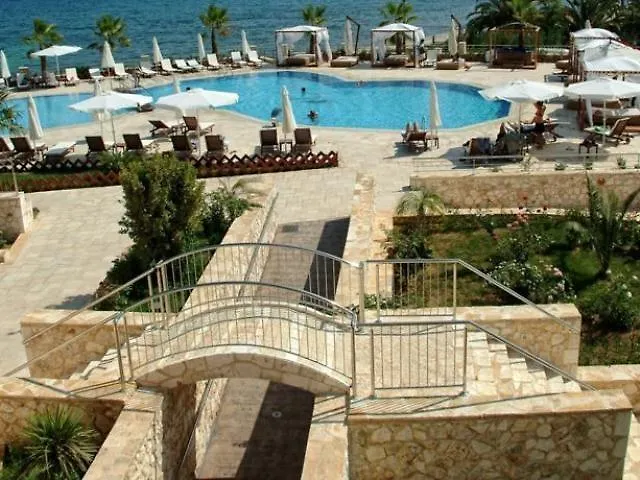 Hotel Ionian Emerald Karavomylos